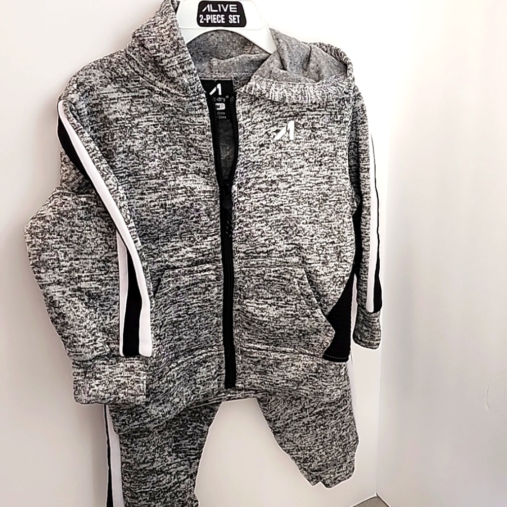Boys-Alive Active Wear 2pc-Lt.Gray